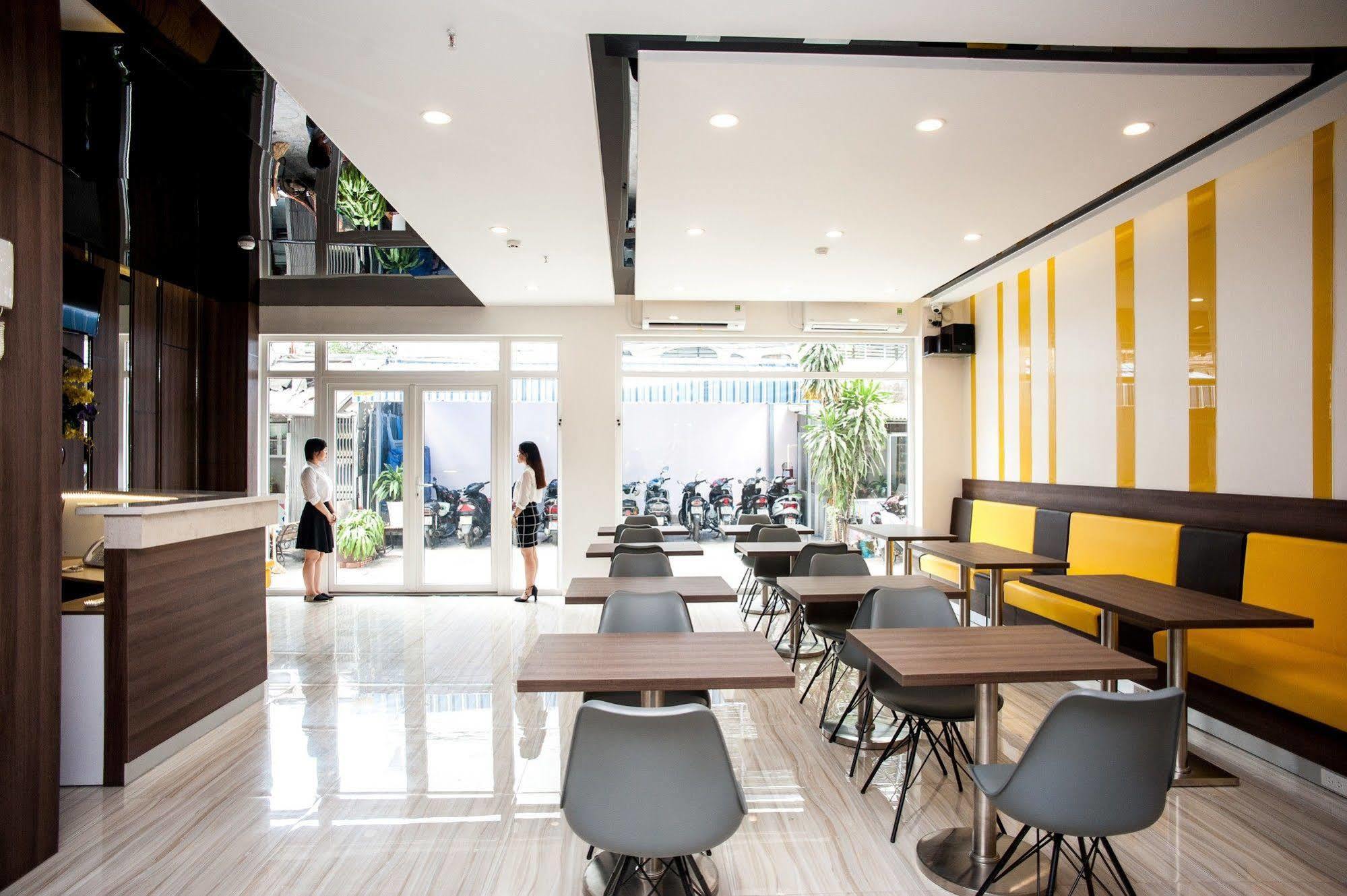 Laluna Saigon Ho Chi Minh City Exterior photo